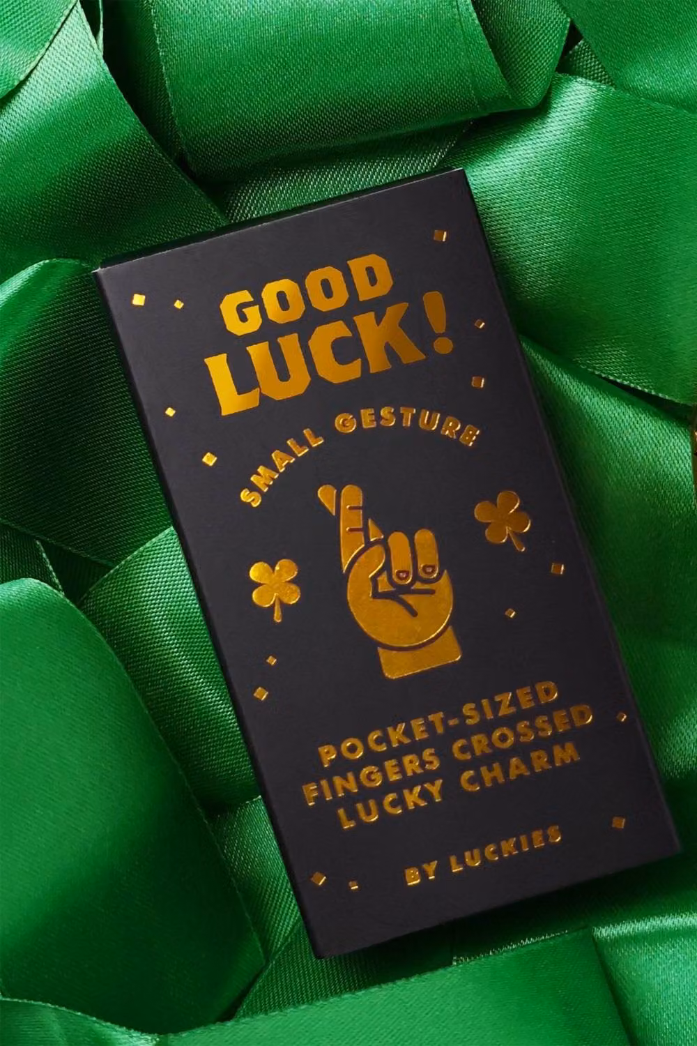 Suck UK Golden Fingers Crossed Good Luck Charm in Gold Metal – 4