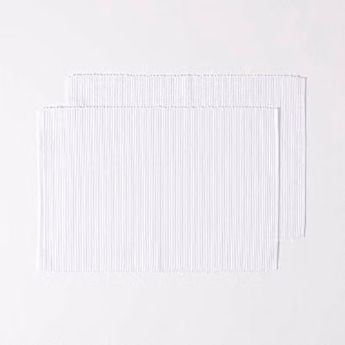 HOMESCAPES Set of 2 Plain White Cotton Non-Slip Placemats, W: 50 cm, D: 33 cm