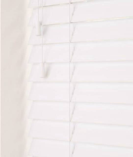 Blinds Outlet Faux Wooden Venetian Blinds with Tapes in White, Width: 135 cm, Drop: 120 cm