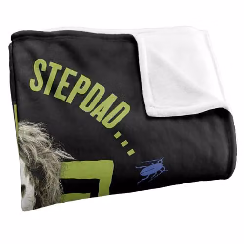 Warner Brothers Beetlejuice Stepdad Super Soft Fleece Throw Blanket, White, W: 152 cm, D: 127 cm – 2