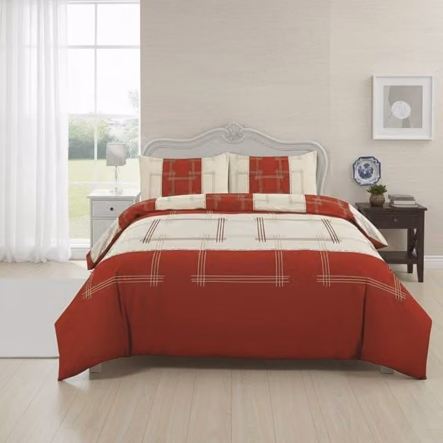 Snug City Red Vintage Style Patchwork Duvet Cover and Pillowcase Set, W: 200 cm x D: 200 cm – 1