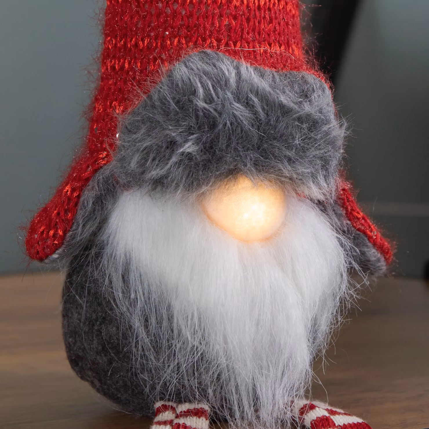 Samuel Alexander 72cm Light Up Christmas Gonk with Dangly Legs and Aviator Hat in Red and Grey – 2