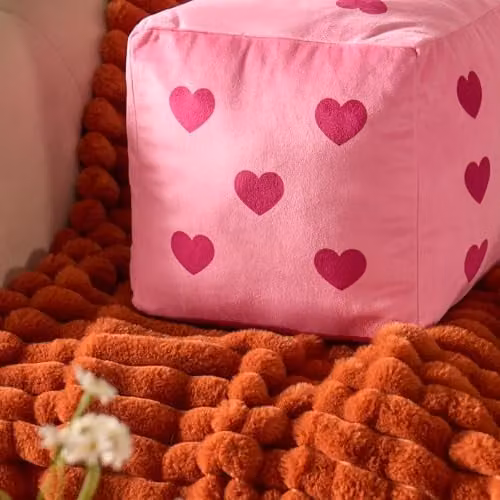 OHS Dice Shaped Heart Print Throw Pillow in Pink, 21 x 21 cm – 3