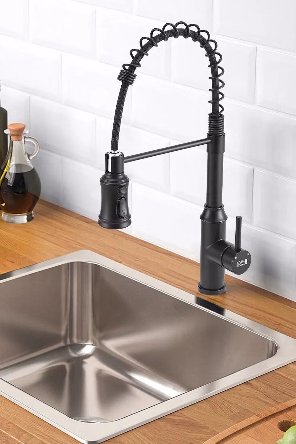 Living and Home Stainless Steel Kitchen Swivel Pulldown Faucet with Spray Function in Matt Black – 2