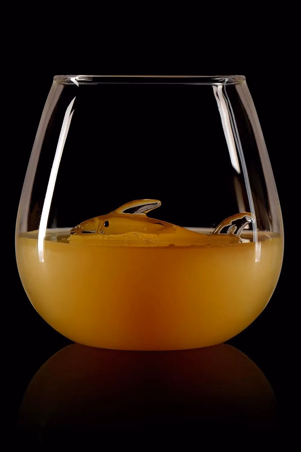 Bar Bespoke Shark in a Glass Tumbler, 500ml, Transparent Clear – 2