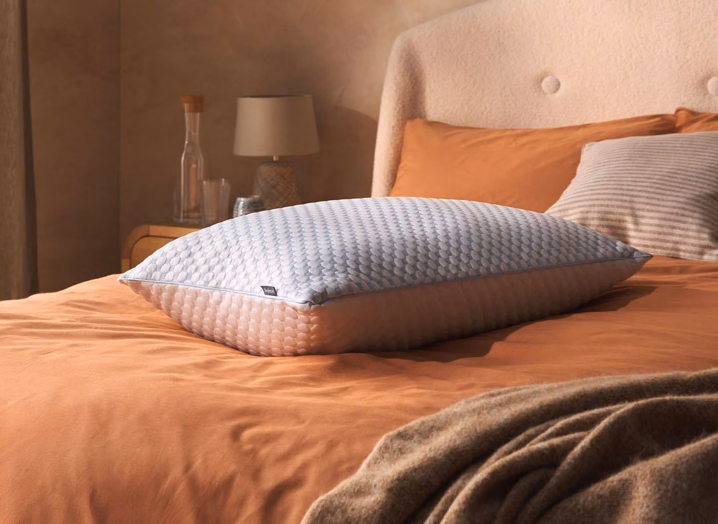 Sleepeezee All Seasons Support Medium Memory Foam Pillow with Breathable Cooling Reversible Knit Cover