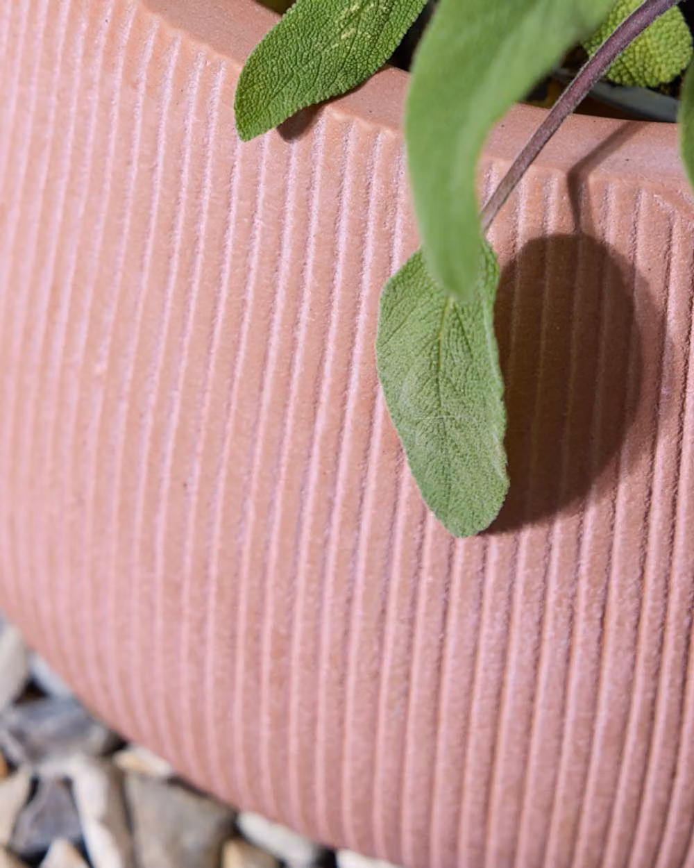 Dibor Small Symmetry Stripe Fibre Clay Planter in Pink, H: 20 cm, Dia: 29 cm – 4