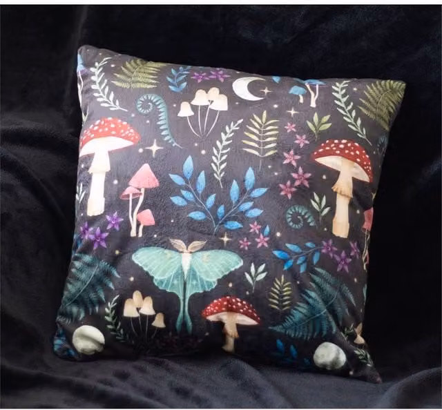 Uniqueful Square Graphic Nature Print Cushion in Multicolour, W/D/H: 35 x 35 x 35 cm