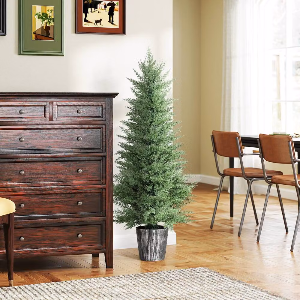 STILVORA Set of 2 Green Artificial Cypress Trees with Plastic Pots, Height: 135 cm – 6