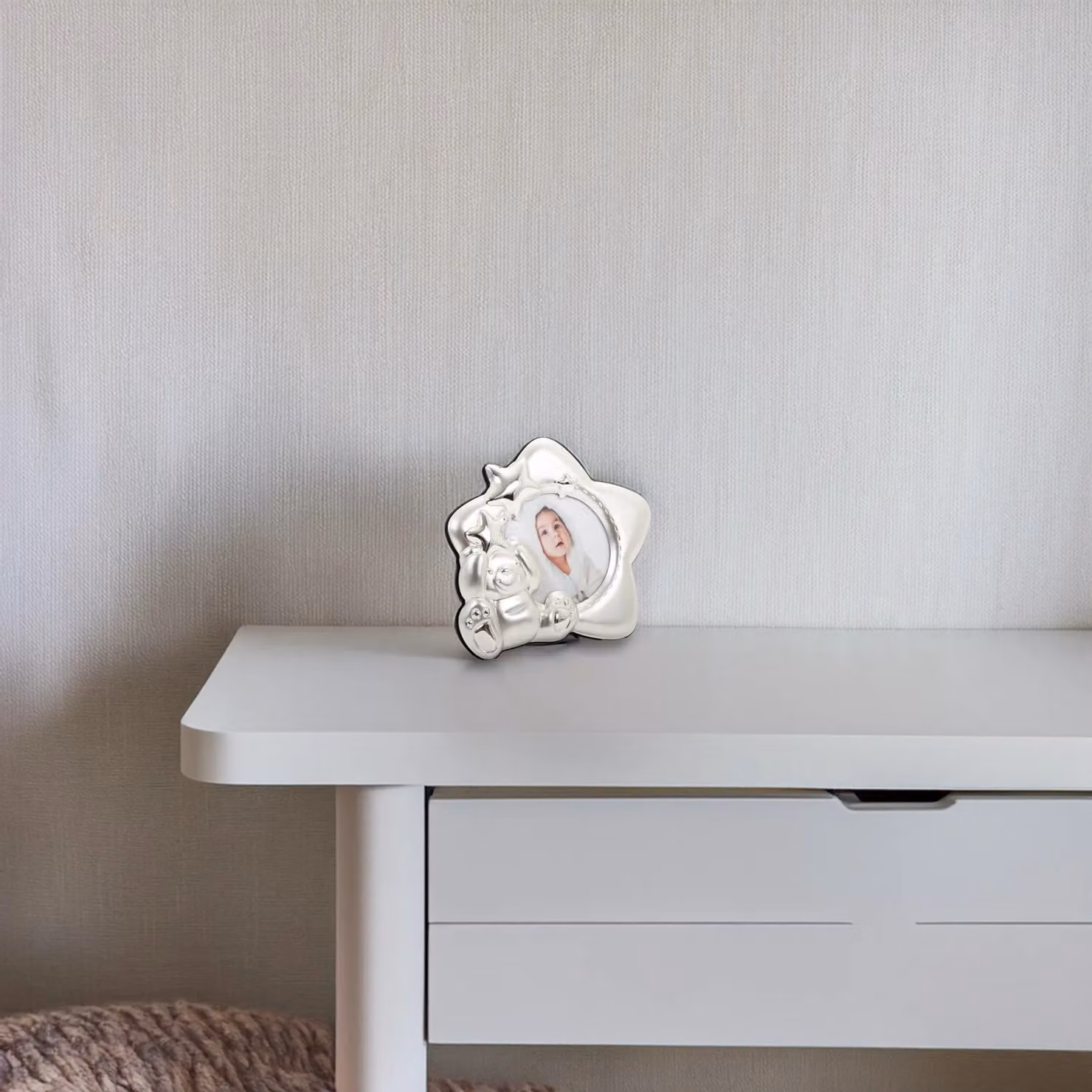 Happy Homewares Modern Star Shaped Silver and Black Baby Photo Frame, W/H: 8.89 x 8.89 cm – 3
