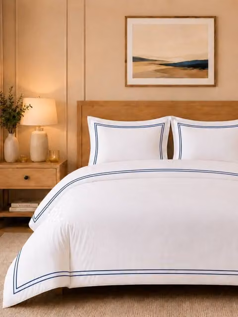 Pamposh 800 Thread Count Egyptian Cotton Mako Satin Reversible Duvet Cover Set in White, Size: 200 x 200 cm