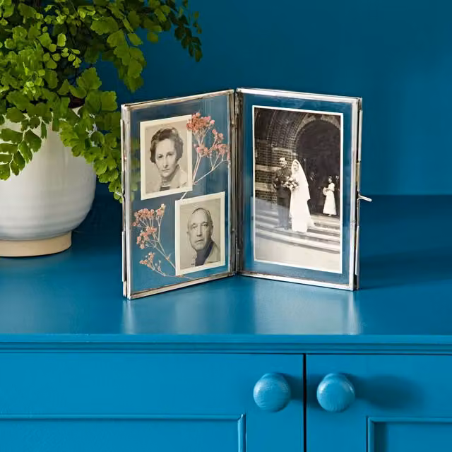 Paper High Reclaimed Glass Folded Double Photo Frame in Silver, 10 x 15 cm – 1