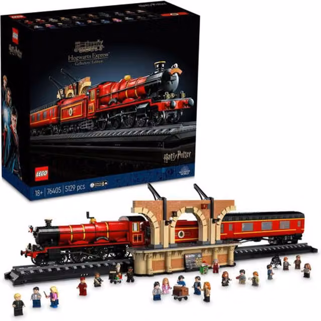 LEGO Harry Potter Hogwarts Express Red Creative Vehicle Playset