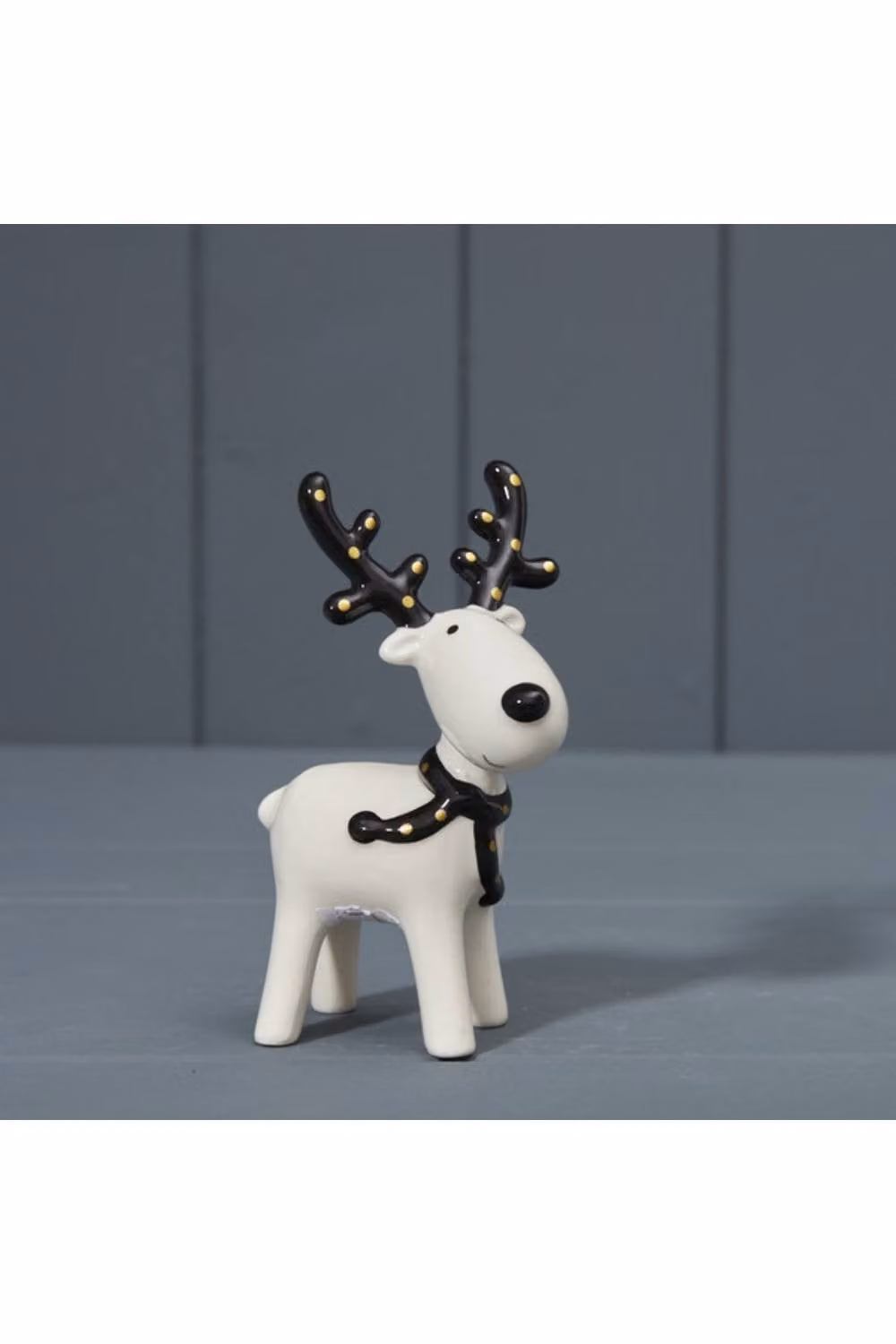 KDMD Rustic Black and White Ceramic Deer Tabletop Decoration – 2