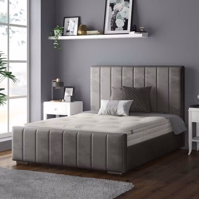 IH Design Modern Upholstered Striped Velvet Bed Frame, Grey, W: 200 cm x D: 200 cm
