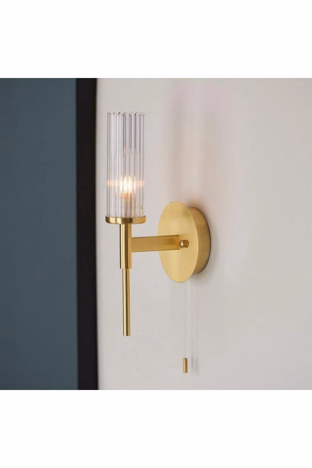 Netlighting Talo Bathroom Wall Lamp in Gold with Ribbed Glass and Satin Brass Plate IP44 – 2