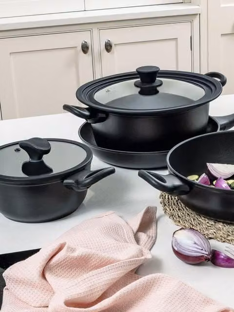 Prestige Nadiya Hussain Stackable Non Stick Cookware Set of 4 in Black and Gold – 1