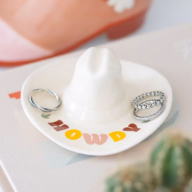 Kingsbury Gifts Howdy Cowboy Hat Ceramic Trinket Dish, White