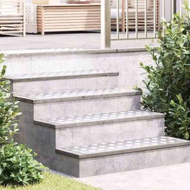 Berkfield Home Grey Aluminium Anti-Slip Checker Plate Sheets, 4 Pack, W: 90 cm x D: 30 cm