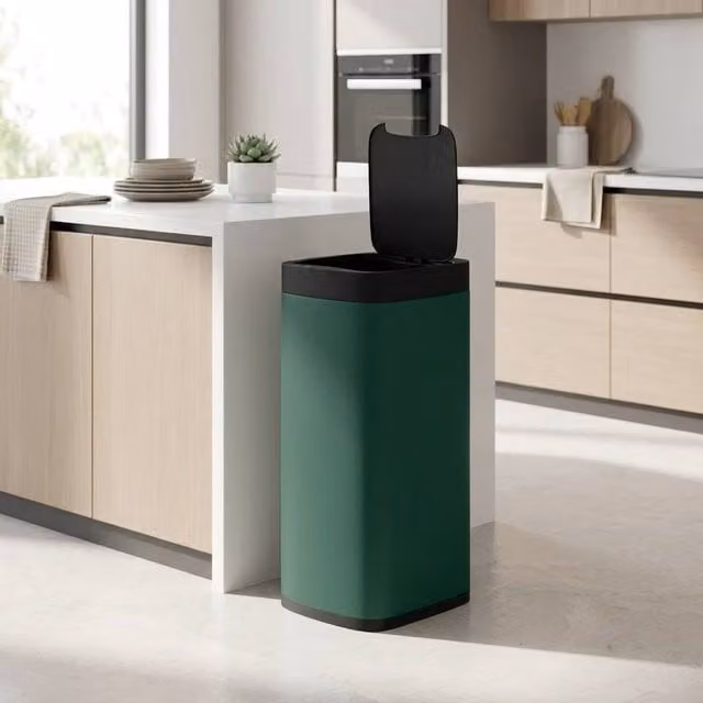 STILVORA 50L Sensor Bin with Touchless Opening in Green – 1