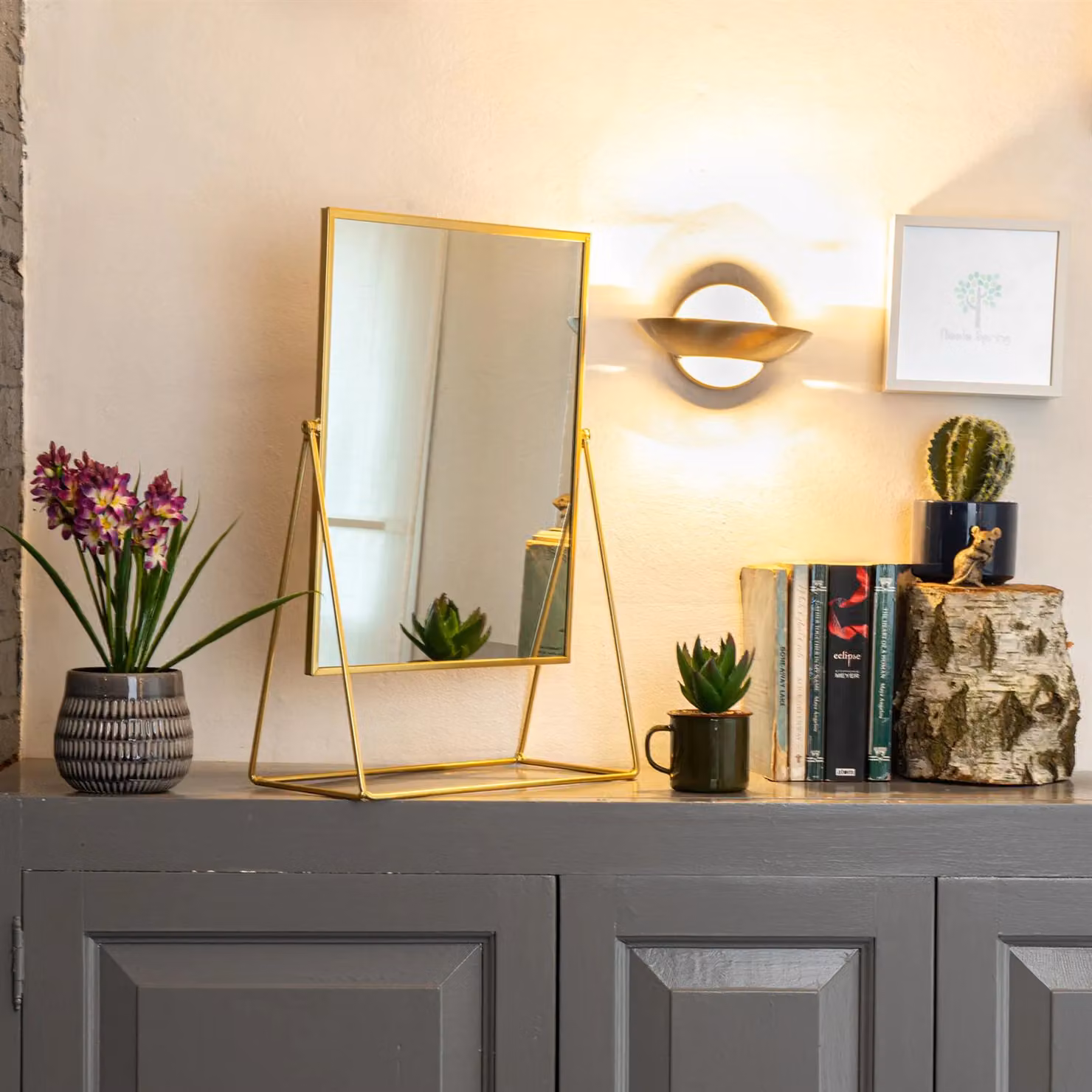 Harbour Housewares 2 Piece Gold Metal Tabletop Dressing Table Vanity Mirror Set – 9
