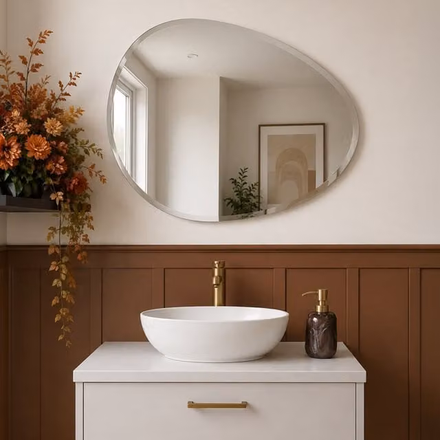 Modern Oval Silver Glass Wall Mirror, Width: 45 cm