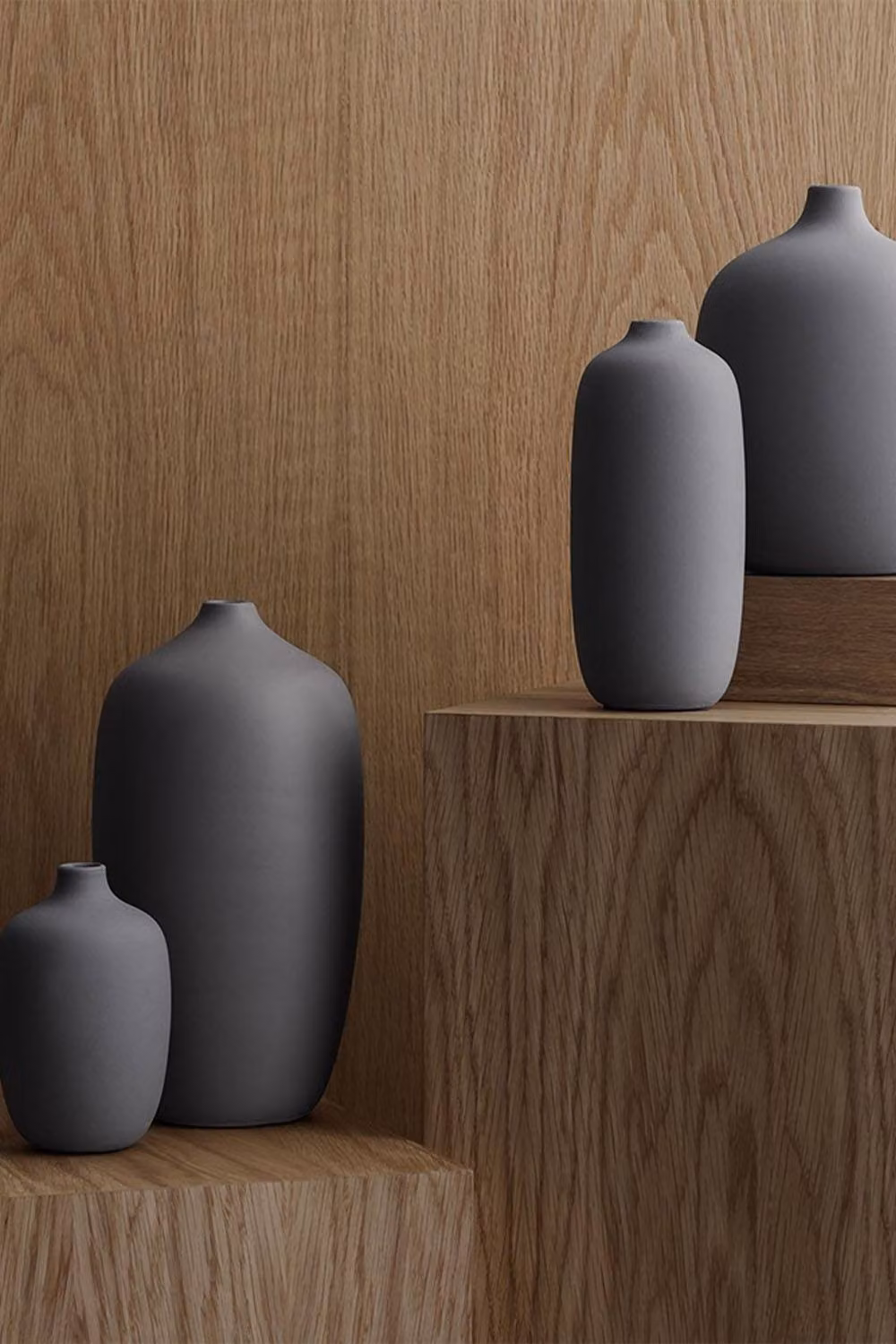 Blomus Ceola Ceramic Vase in Grey, Height: 25 cm – 3