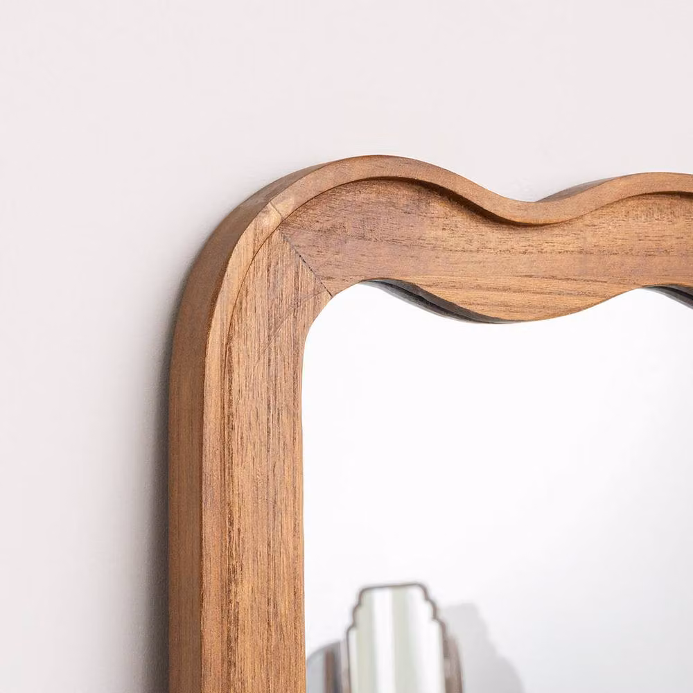 Melody Maison Natural Wood Wavy Edge Full Length Wall and Leaner Mirror in Brown, W: 47 cm, H: 142 cm – 2
