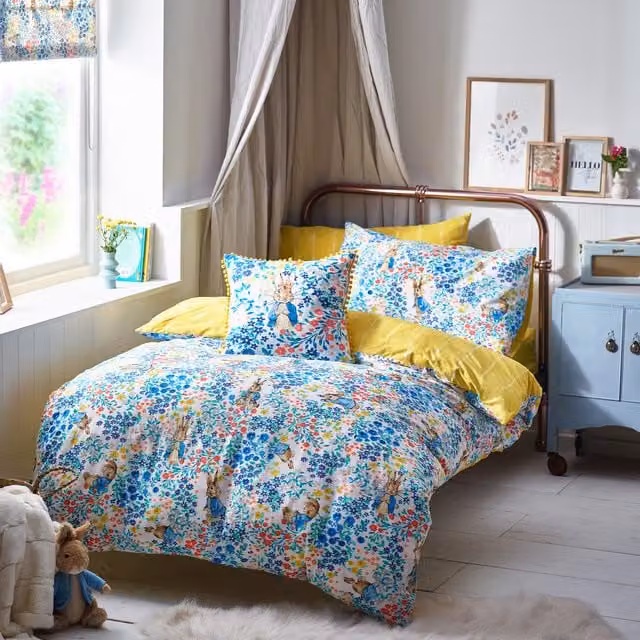 Peter Rabbit Florelli Floral Reversible Duvet Cover Set, Multicolour, W: 140 cm, L: 200 cm