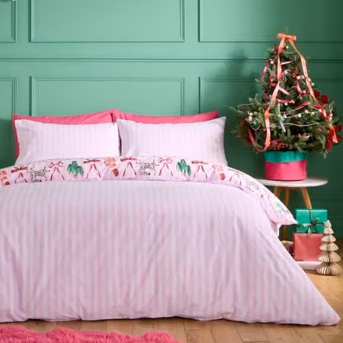 Catherine Lansfield Christmas Kitsch Reversible Duvet Cover and Pillowcase Set, Pink, W/D/H: 180 x 200 cm – 1