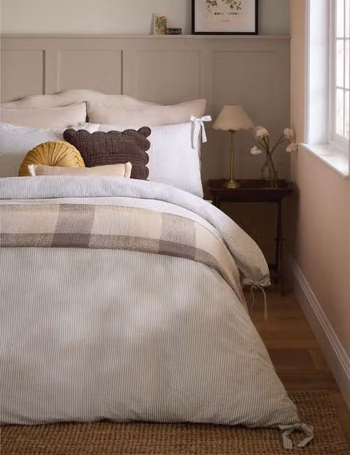Laura Ashley Cornish Stripe Cotton Rich Bedding Set in Natural Beige and Sand, W: 180 cm x L: 200 cm