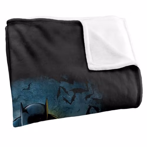 Warner Bros. Batman Bat Cave Super Soft Fleece Throw Blanket, Multicolour – 2