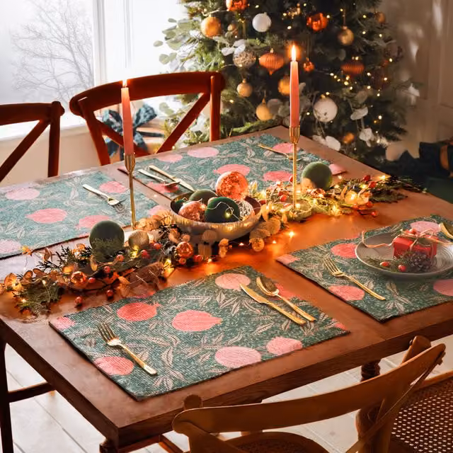 Make it a Home Pomegranate Trending Floral Placemats in Green and Gold