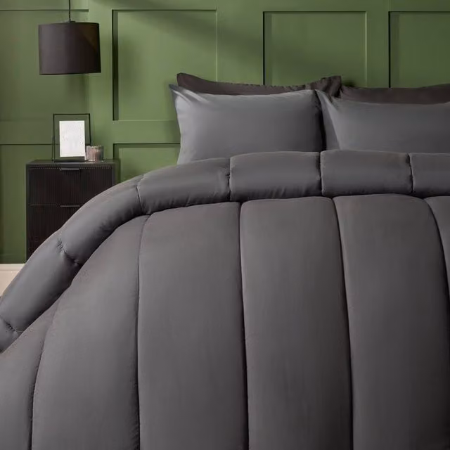 OHS Super King 10.5 TOG Duvet Set with Pillowcase and Quilted Cover in Charcoal Grey