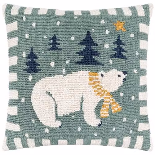 Riva Home Blue Polar Bear Square Polyester Filled Cushion W/D/H: 45 x 45 x 45 cm