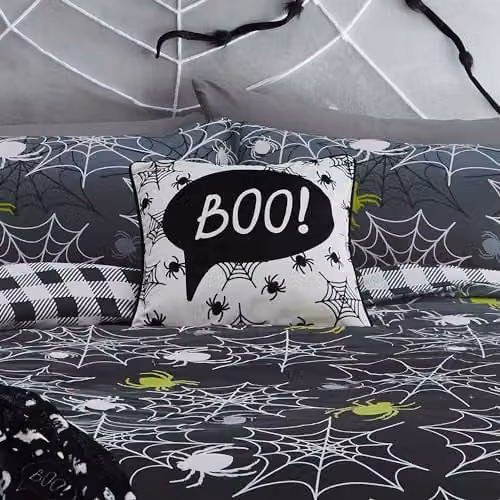 Bedlam Halloween Boo Velvet Filled Cushion in Black, W/D/H: 43 x 43 x 43 cm