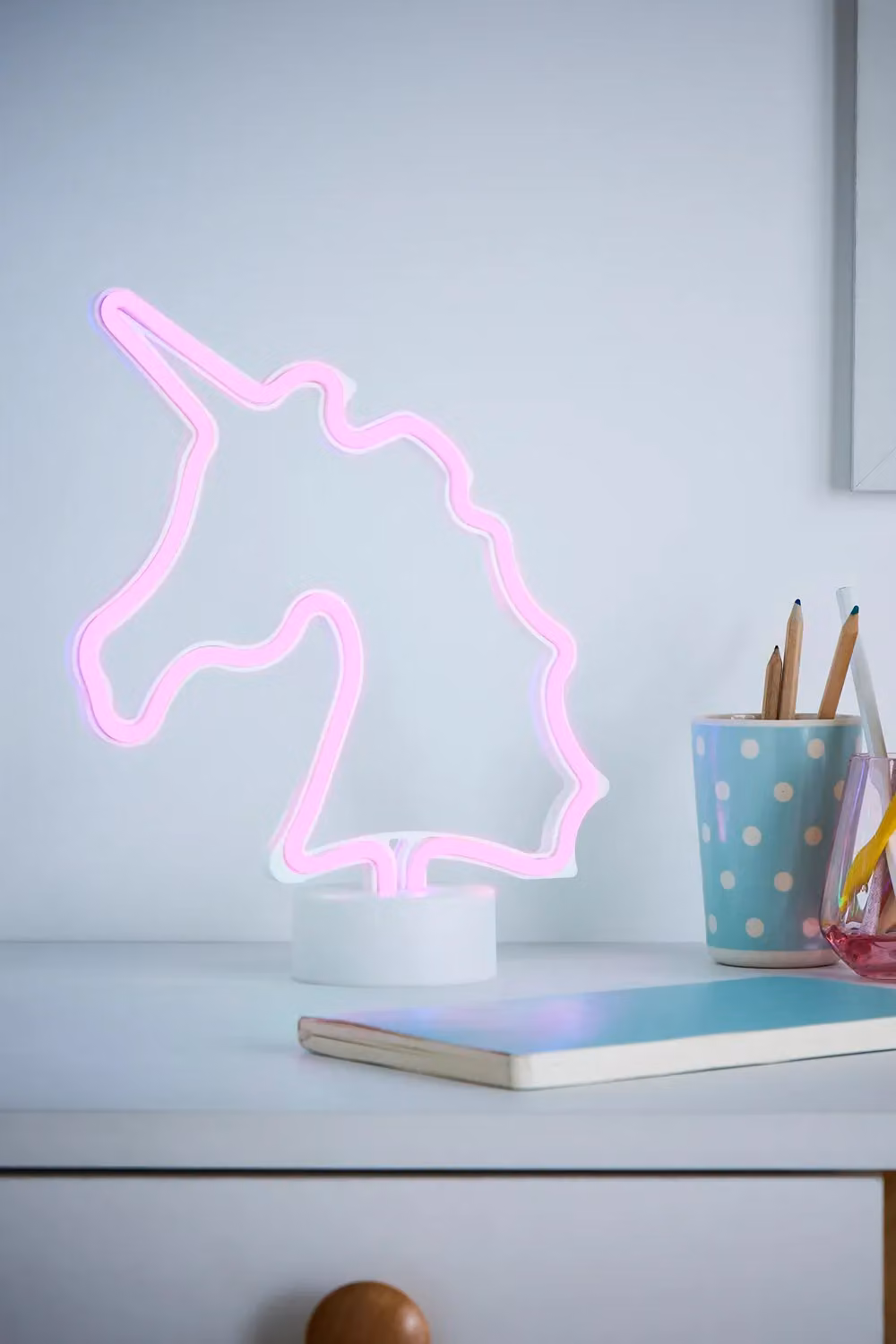 BHS Lighting Glow Unicorn LED Neon Table Lamp in Pink – 3