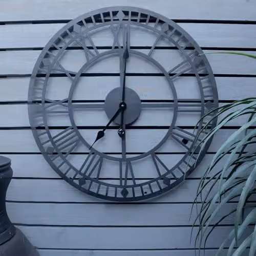 mysmartbuy Black Metal Roman Numeral Indoor or Outdoor Wall Clock, Diameter: 60 cm – 1