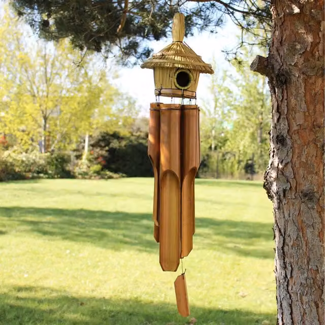 KDMK Large Round Seagrass Bird Box with Chimes, Rustic Hanging Garden Bird Shelter, Brown
