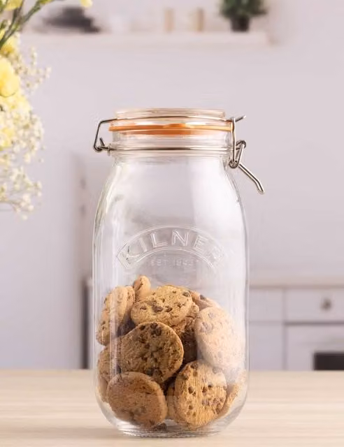Kilner Set of 4 Round Clip Top Glass Jars, 2 l, Transparent