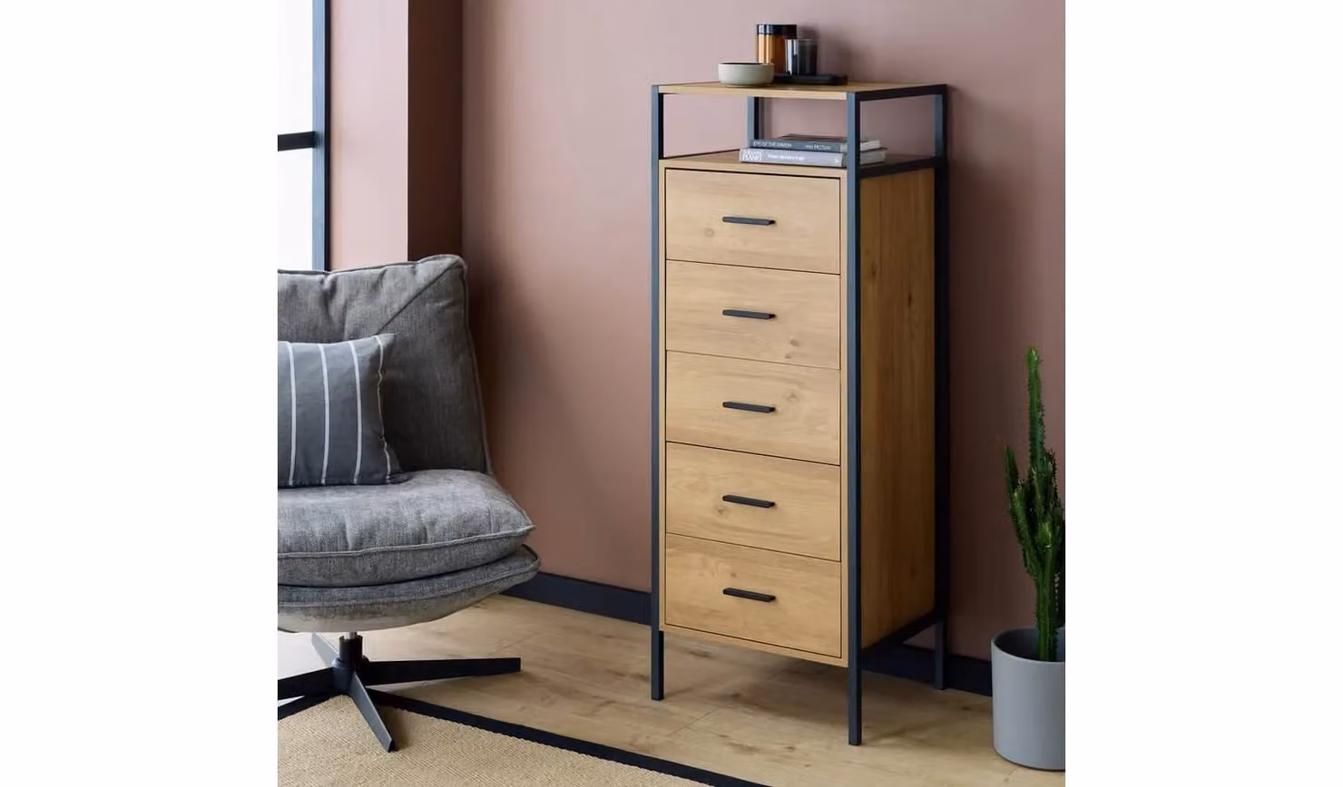 Loft Living 5 Drawer Tallboy Oak Bedroom Chest of Drawers in Brown, H: 130.5 cm, W: 50 cm, D: 40 cm