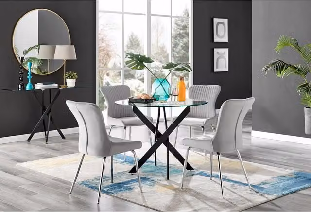 FurnitureboxUK Novara Round Glass Dining Table with 4 Nora Silver Leg Chairs in Light Grey