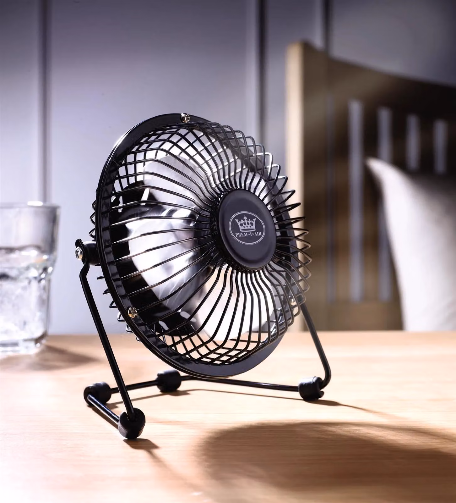 mysmartbuy Mini USB Powered Desk Fan in Black Metal, W/D/H: 14.8 x 8.2 x 15.3 cm – 3