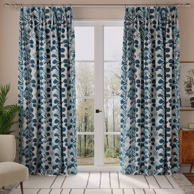 Linda Barker Evergreen Floral Woven Made to Measure Cotton Curtain in Blue