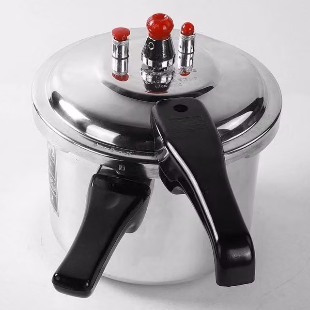 SPETLEK 9 Litre Dual Handle Aluminium Pressure Cooker in Silver