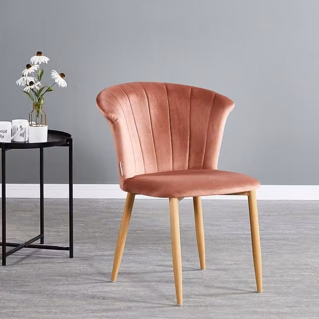 Life Interiors Elsa Set of 4 Velvet Dining Chairs in Pink