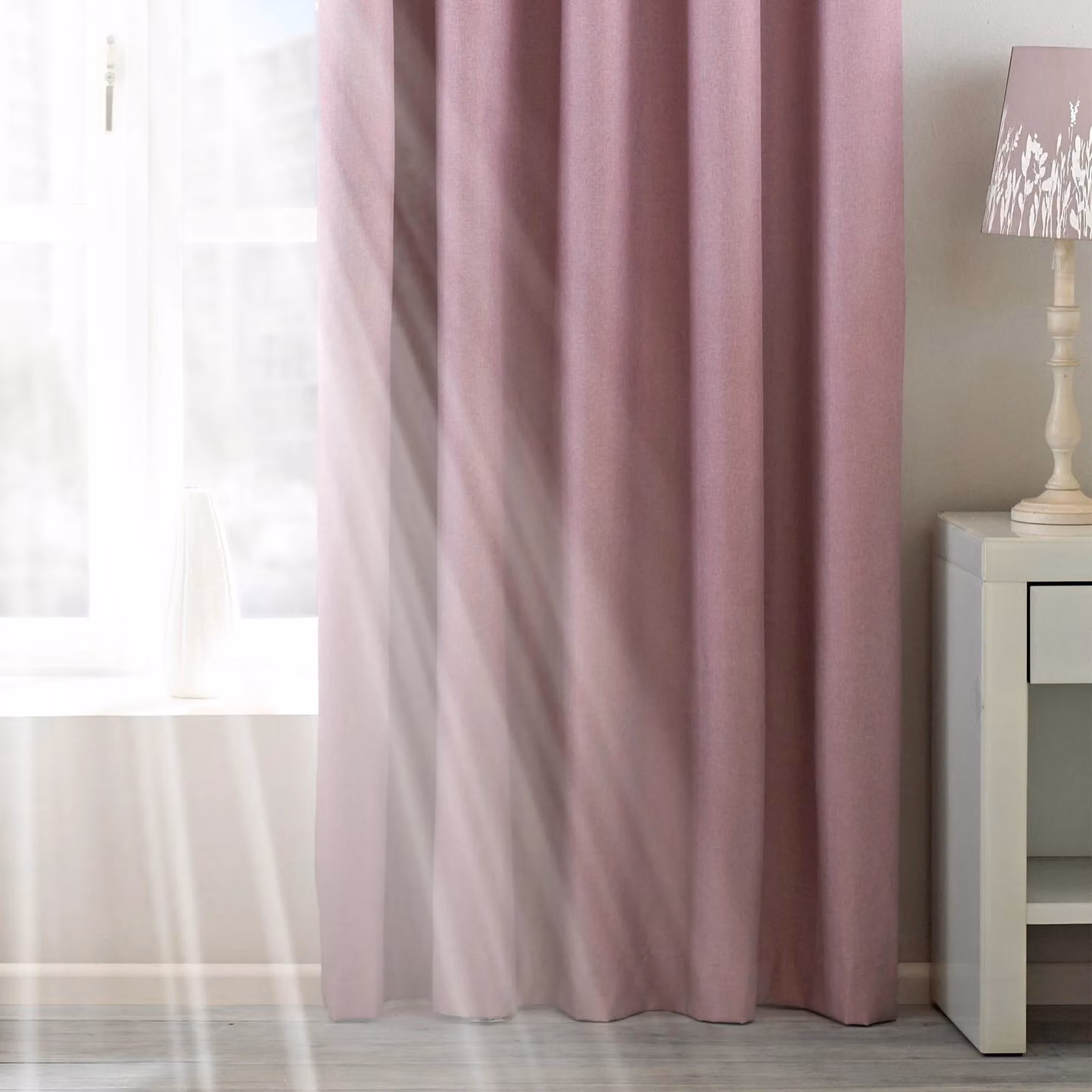 Essentials Twilight Thermal Blackout Eyelet Curtains in Mauve, Width: 229 cm, Drop: 229 cm – 3