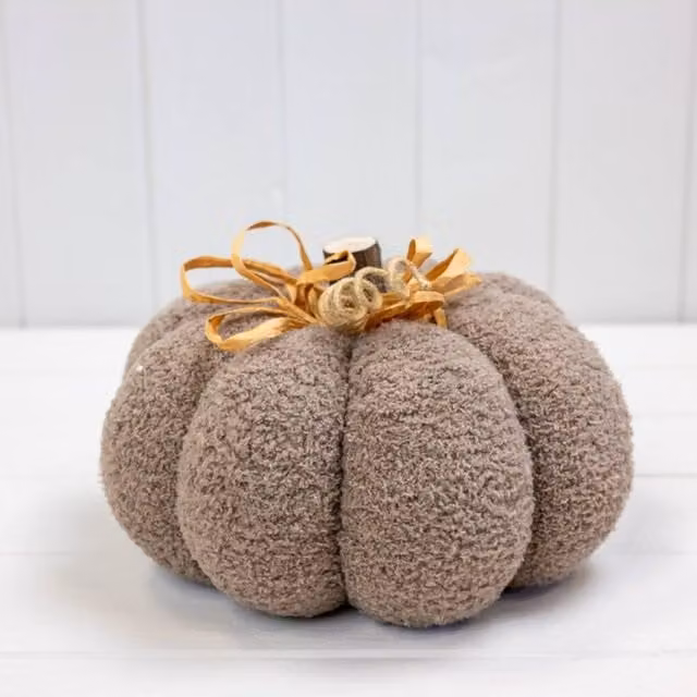 KDMD Beige Animal Ornament, Height: 15 cm