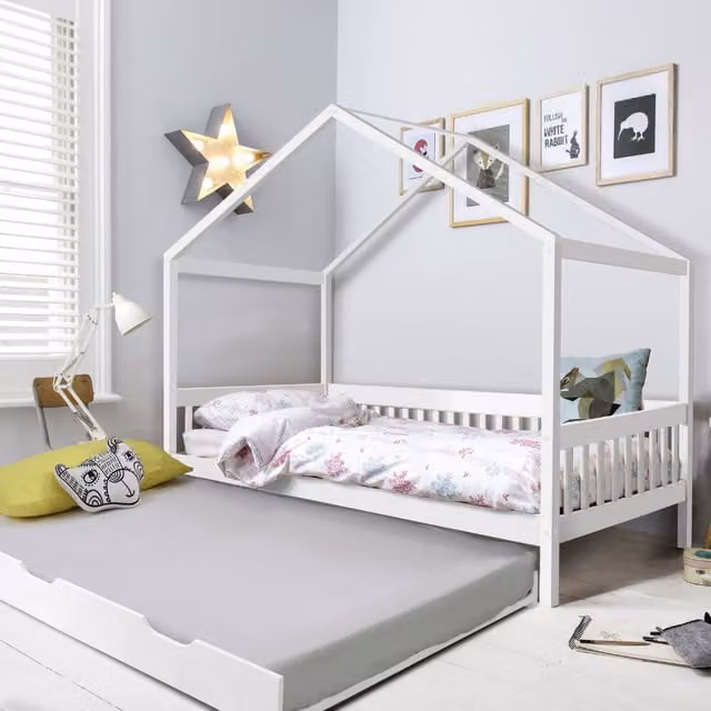 Noa and Nani Lottie Treehouse Single Day Bed with Trundle in White