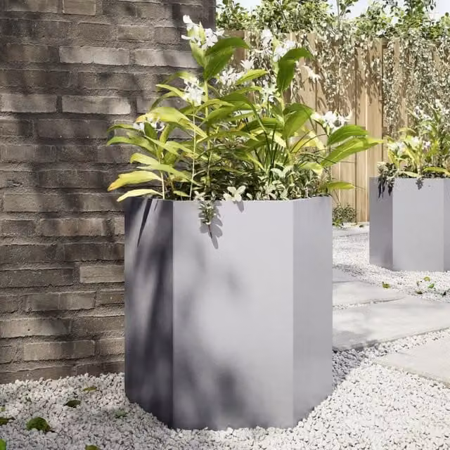 Berkfield Home Hexagon Garden Planter in Silver Galvanised Steel, W: 46 cm, D: 40 cm, H: 45 cm